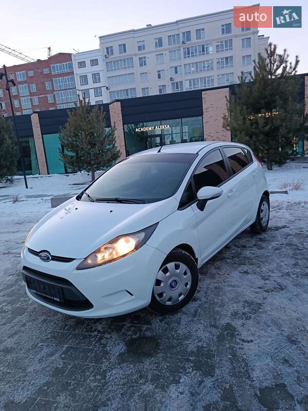 Хетчбек Ford Fiesta 2012 в Хмельницькому