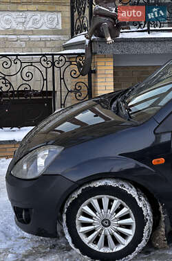 Хэтчбек Ford Fiesta 2008 в Киеве