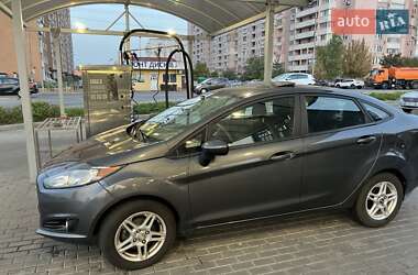 Седан Ford Fiesta 2018 в Киеве