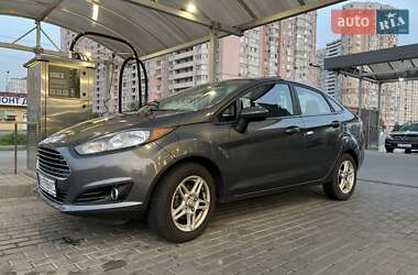 Седан Ford Fiesta 2018 в Києві