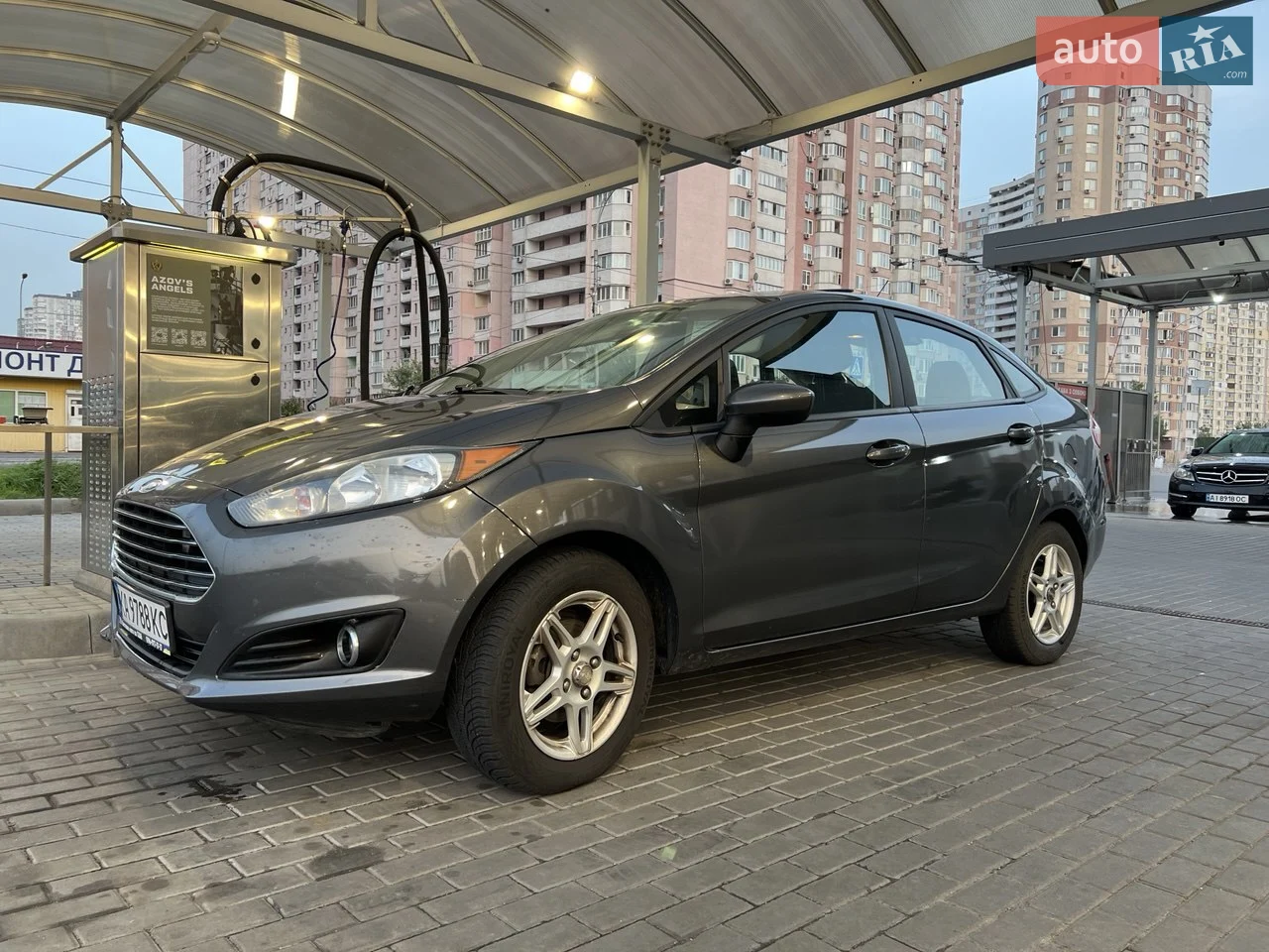 2017 Ford Fiesta - мініатюра 8