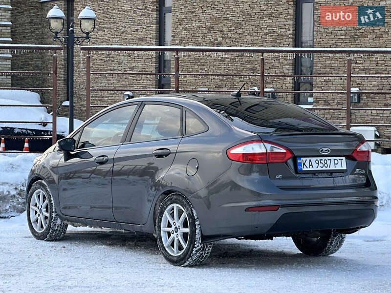 Седан Ford Fiesta 2014 в Киеве