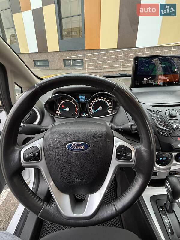 Седан Ford Fiesta 2014 в Одессе