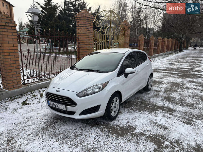 Хэтчбек Ford Fiesta 2014 в Николаеве