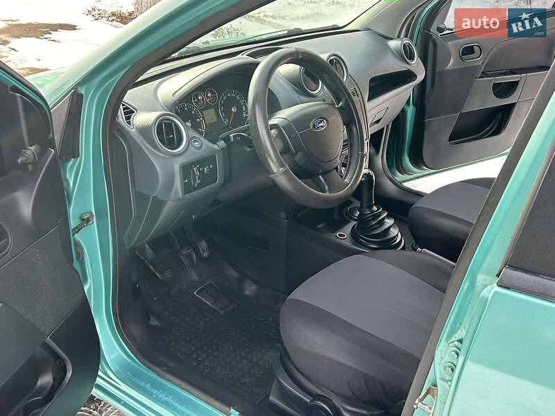 Хэтчбек Ford Fiesta 2007 в Вапнярке фото 16 Хэтчбек Ford Fiesta 2007 в Вапнярке