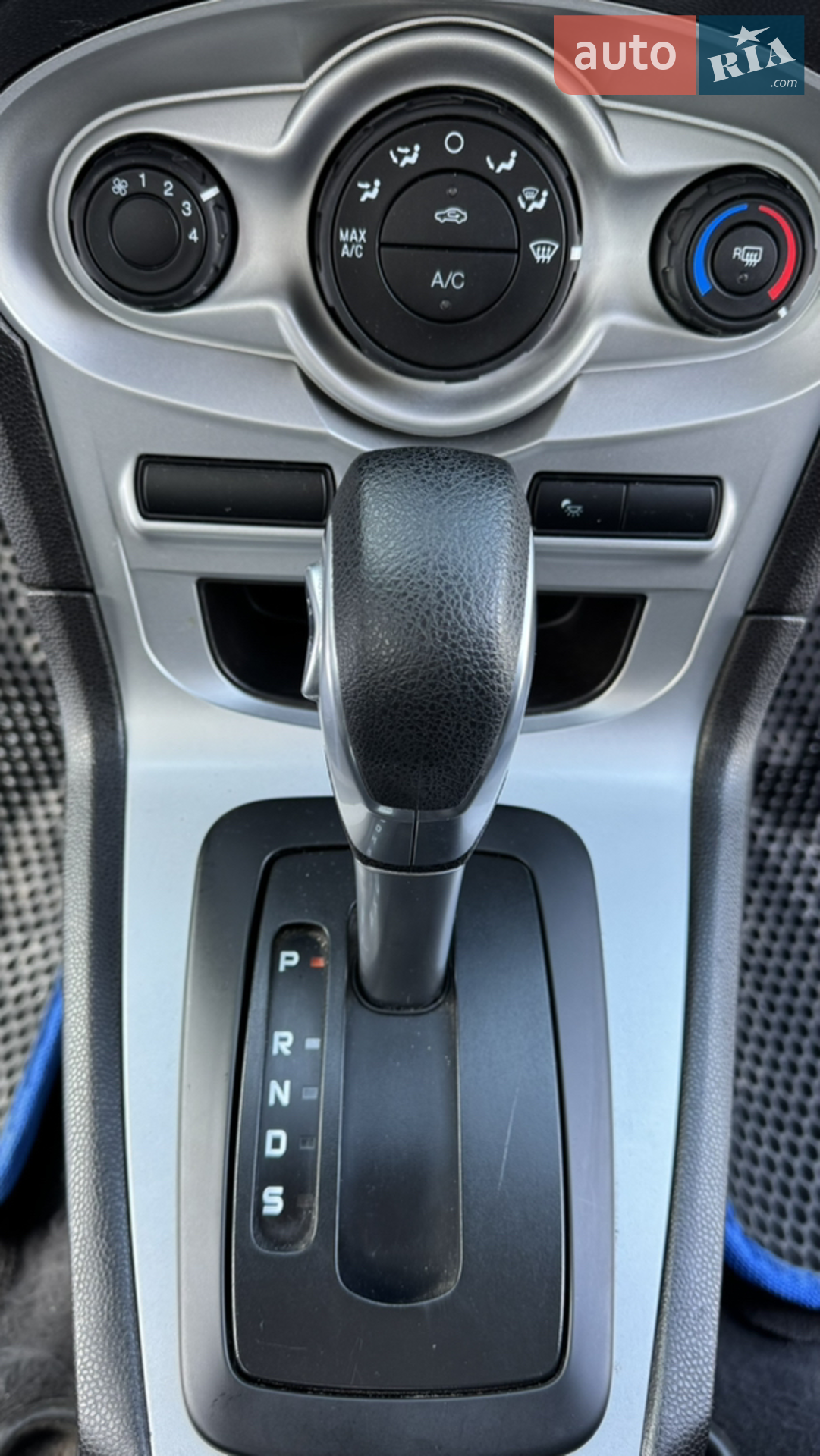 2017 Ford Fiesta - мініатюра 6