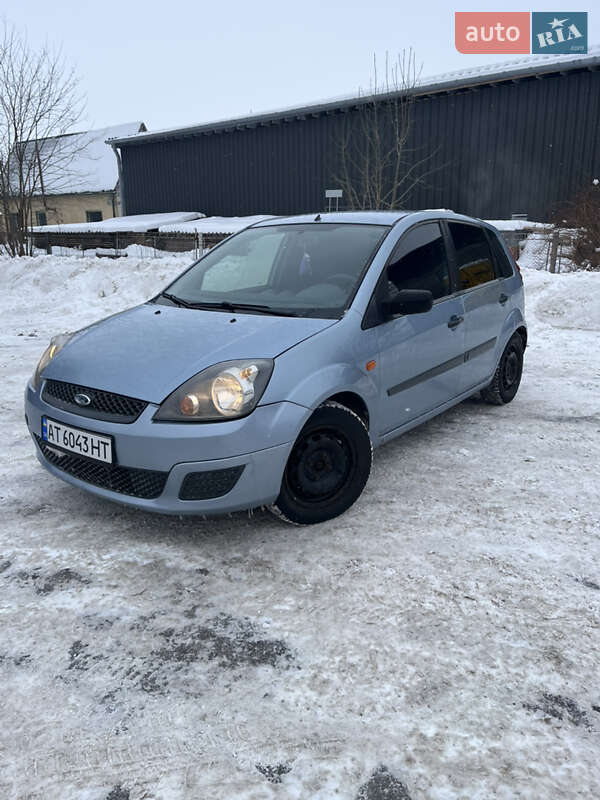 Хэтчбек Ford Fiesta 2006 в Богородчанах