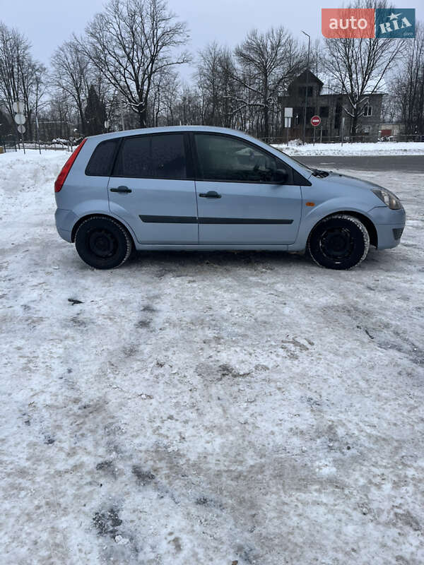 Хэтчбек Ford Fiesta 2006 в Богородчанах