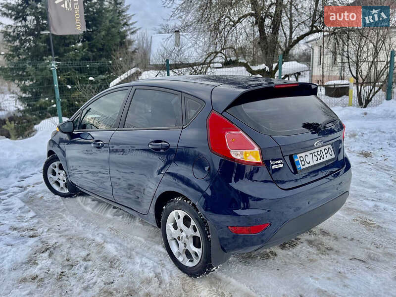 Хэтчбек Ford Fiesta 2013 в Дрогобыче