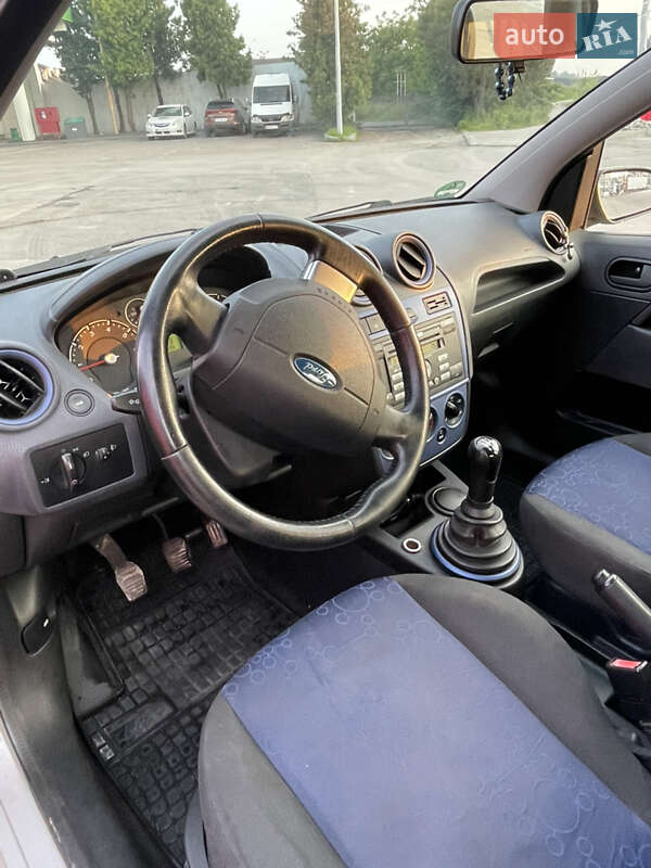 Хетчбек Ford Fiesta 2007 в Львові фото 5 Хетчбек Ford Fiesta 2007 в Львові