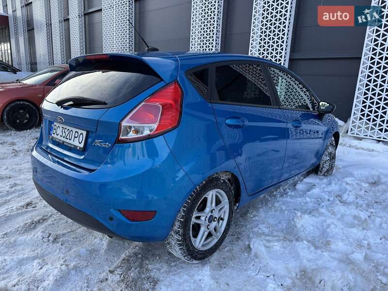 Хэтчбек Ford Fiesta 2017 в Львове