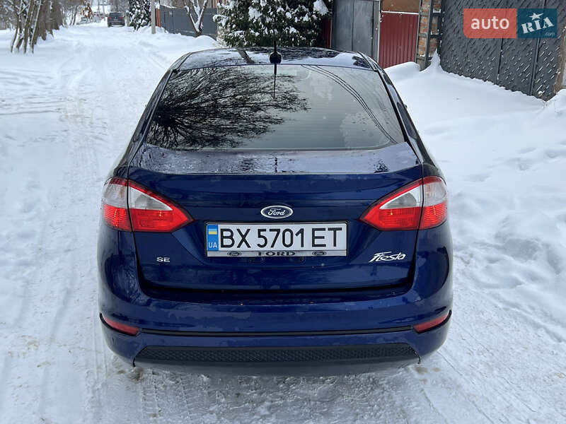 Седан Ford Fiesta 2016 в Хмельницком