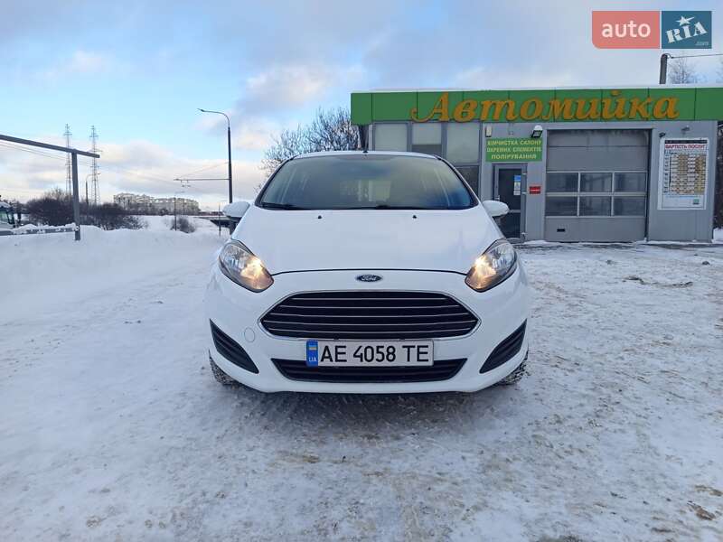 Хетчбек Ford Fiesta 2014 в Львові