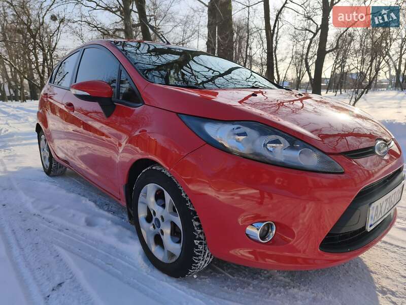 Хэтчбек Ford Fiesta 2012 в Харькове
