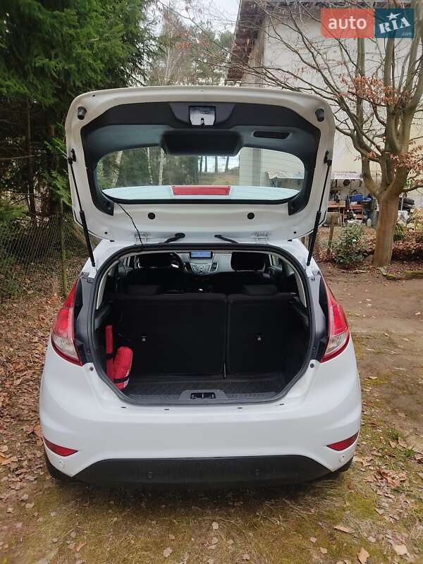 Хэтчбек Ford Fiesta 2017 в Полтаве