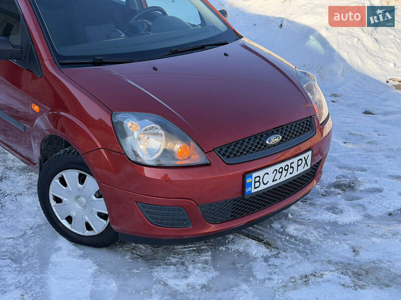 Хетчбек Ford Fiesta 2007 в Дрогобичі