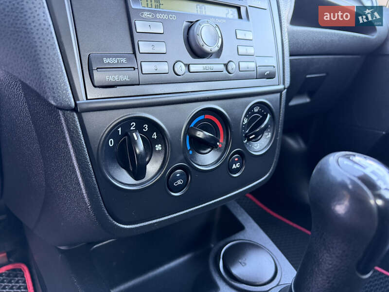 Хетчбек Ford Fiesta 2007 в Дрогобичі