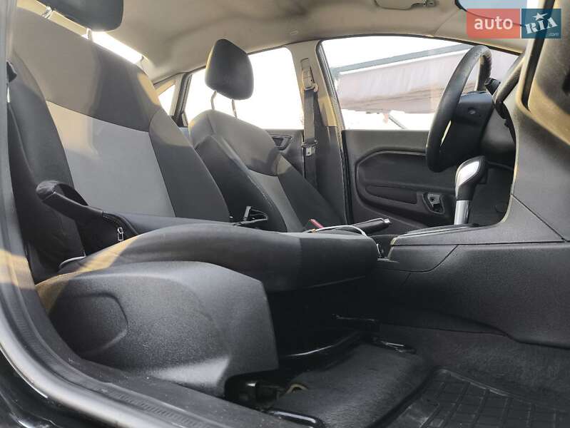 Седан Ford Fiesta 2017 в Києві