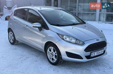 Хетчбек Ford Fiesta 2015 в Києві