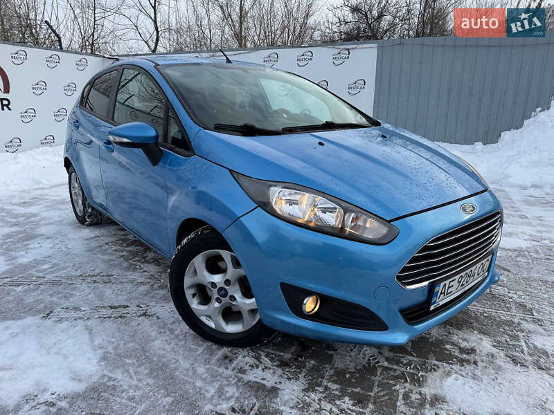 Хетчбек Ford Fiesta 2012 в Дніпрі