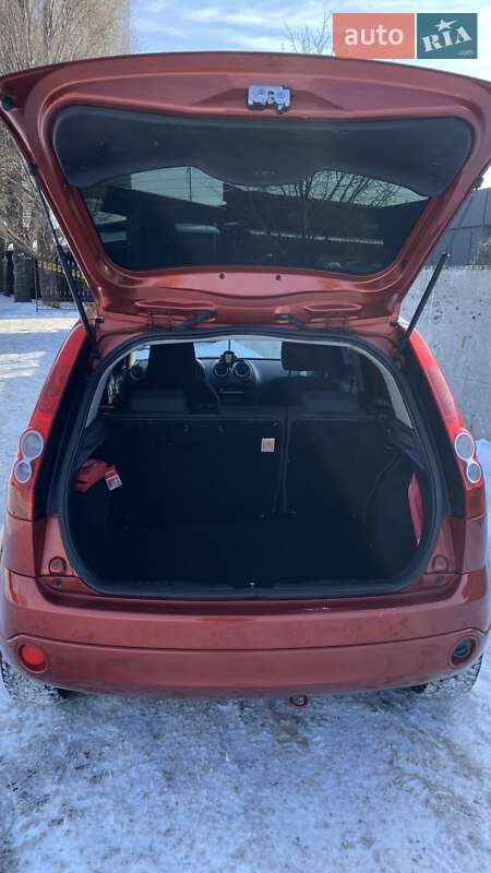 Хэтчбек Ford Fiesta 2007 в Днепре