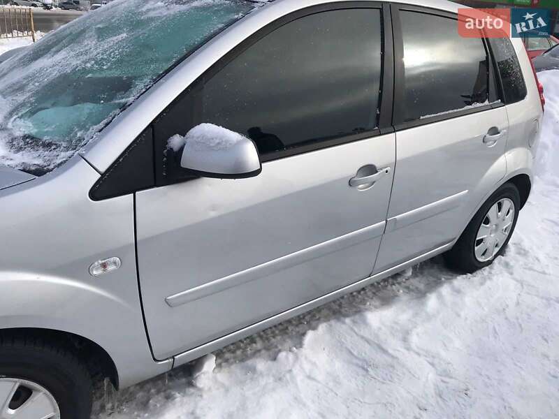 Хетчбек Ford Fiesta 2007 в Ладижині фото 3 Хетчбек Ford Fiesta 2007 в Ладижині
