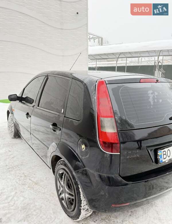 Хетчбек Ford Fiesta 2002 в Тернополі