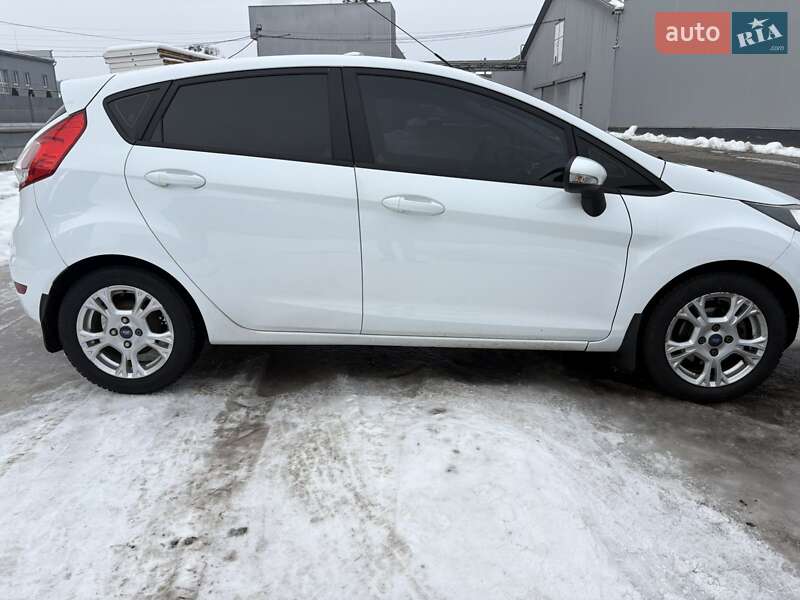 Хетчбек Ford Fiesta 2016 в Мукачевому фото 4 Хетчбек Ford Fiesta 2016 в Мукачевому