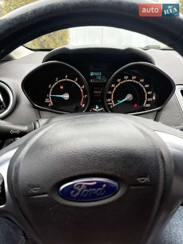 Хетчбек Ford Fiesta 2016 в Мукачевому фото 7 Хетчбек Ford Fiesta 2016 в Мукачевому
