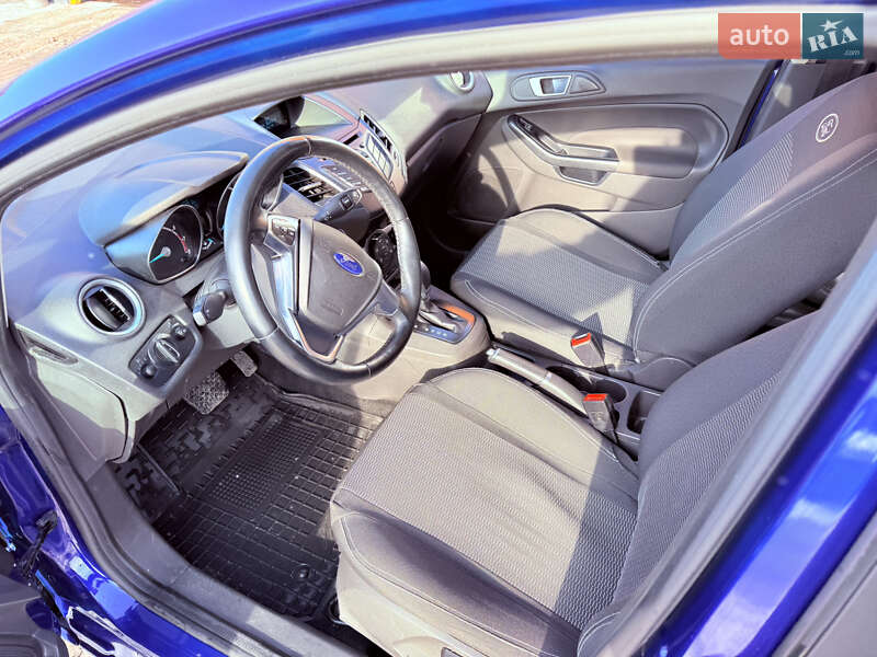 Хэтчбек Ford Fiesta 2017 в Харькове