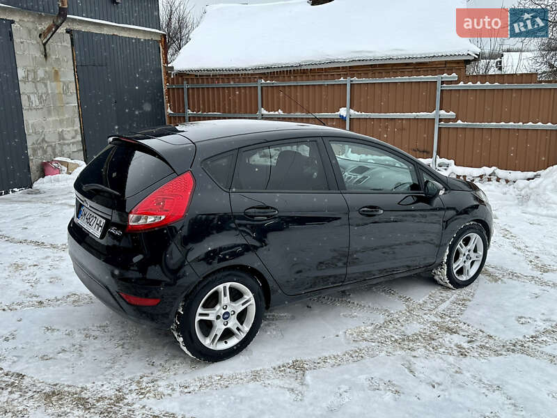 Хетчбек Ford Fiesta 2011 в Житомирі