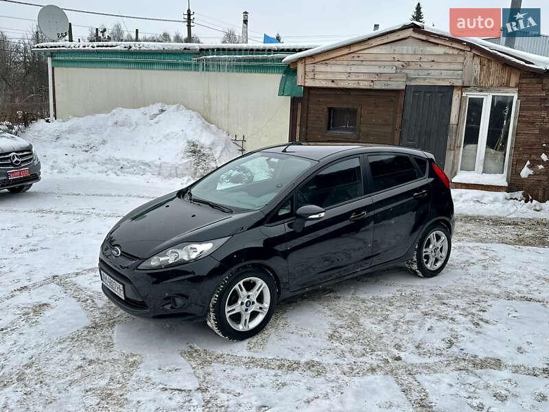 Хетчбек Ford Fiesta 2011 в Житомирі