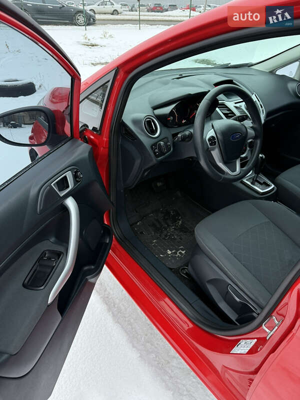 Хетчбек Ford Fiesta 2012 в Києві фото 9 Хетчбек Ford Fiesta 2012 в Києві