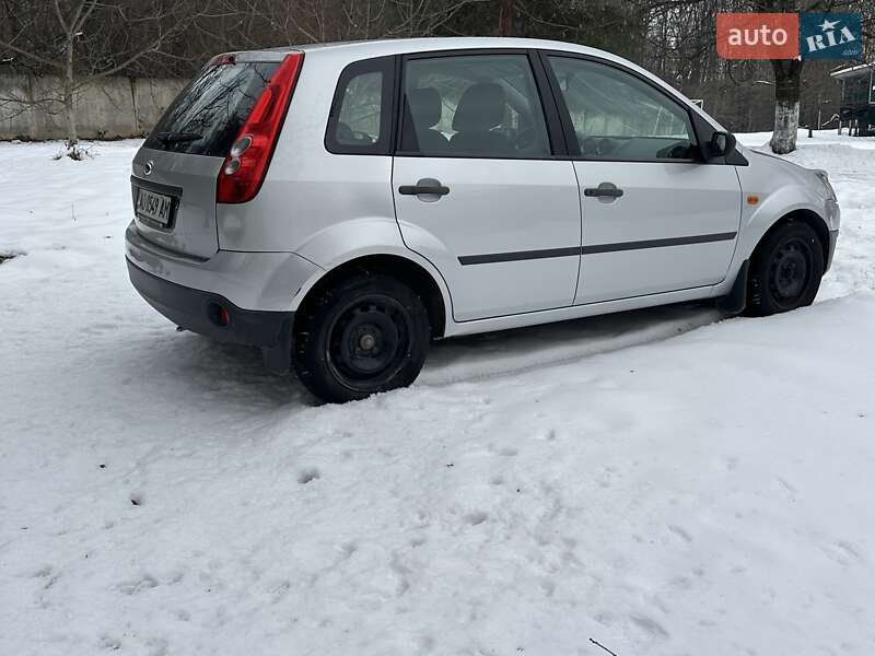 Хетчбек Ford Fiesta 2007 в Мукачевому фото 4 Хетчбек Ford Fiesta 2007 в Мукачевому