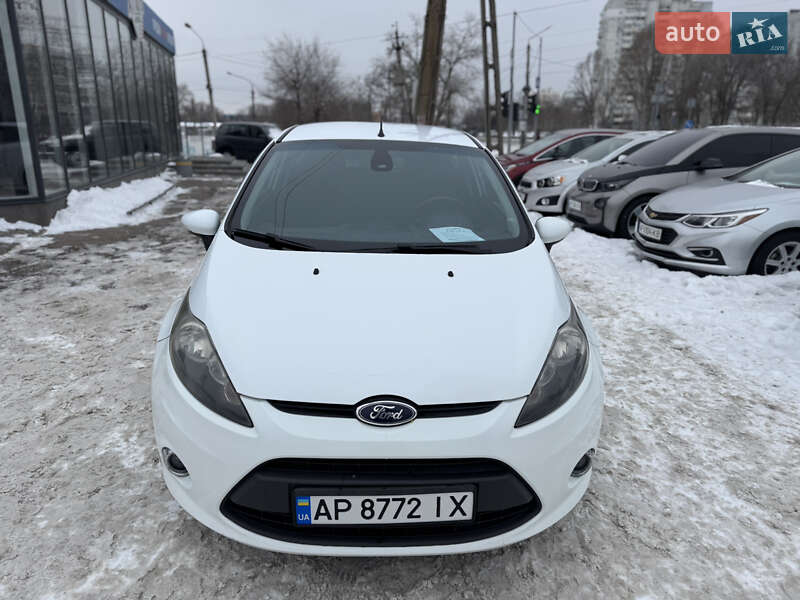 Хетчбек Ford Fiesta 2011 в Запоріжжі фото 3 Хетчбек Ford Fiesta 2011 в Запоріжжі