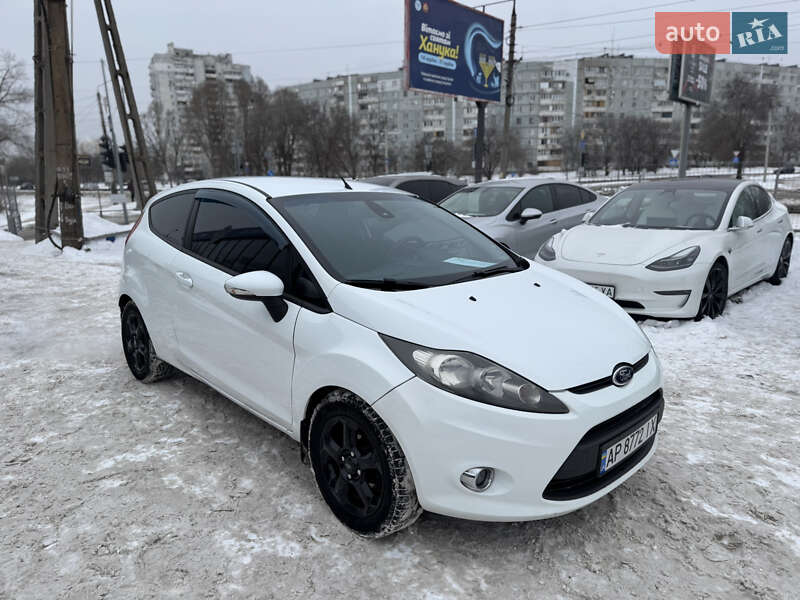 Хетчбек Ford Fiesta 2011 в Запоріжжі фото 4 Хетчбек Ford Fiesta 2011 в Запоріжжі