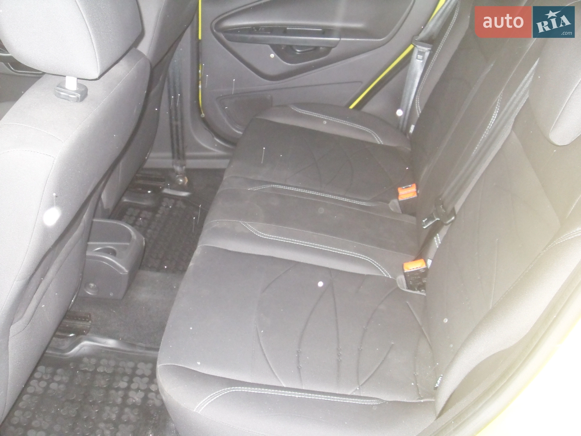 2013 Ford Fiesta - мініатюра 12