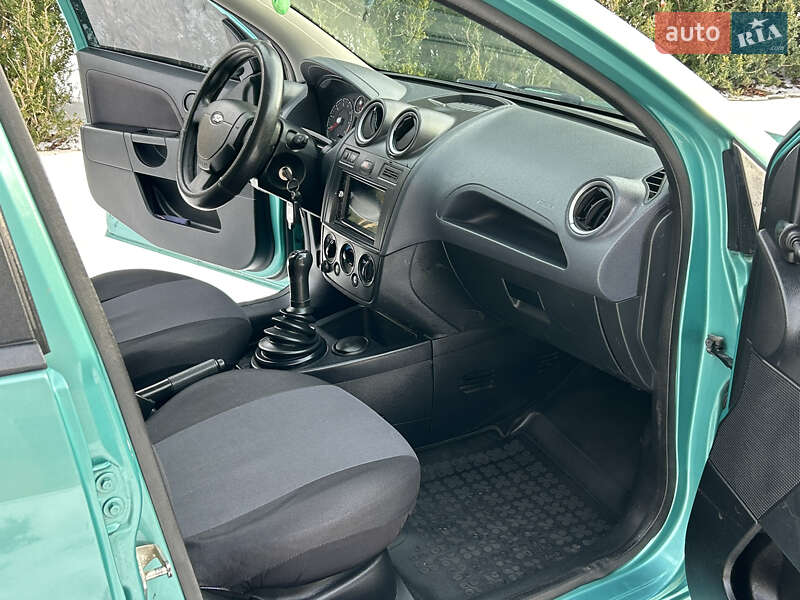 Хетчбек Ford Fiesta 2007 в Вінниці фото 9 Хетчбек Ford Fiesta 2007 в Вінниці