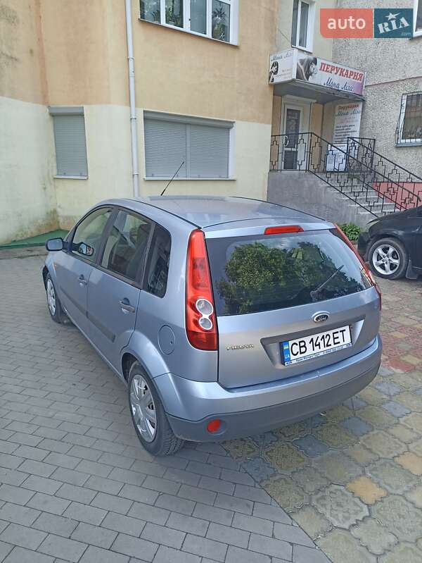 Хетчбек Ford Fiesta 2007 в Чернігові