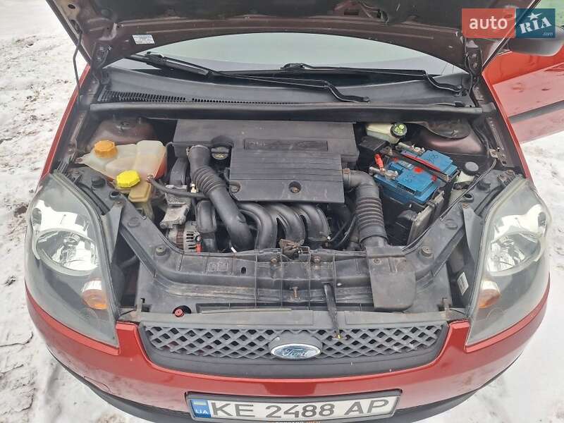 Хэтчбек Ford Fiesta 2006 в Кривом Роге