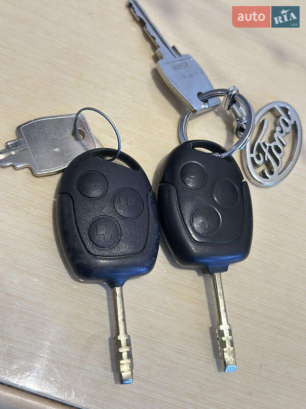 Хетчбек Ford Fiesta 2008 в Дрогобичі