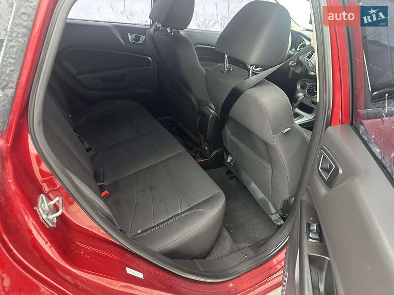 Хэтчбек Ford Fiesta 2014 в Киеве