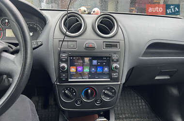 Хетчбек Ford Fiesta 2007 в Львові