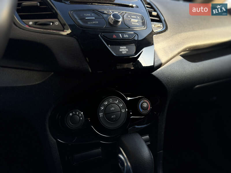 Хэтчбек Ford Fiesta 2019 в Киеве фото 12 Хэтчбек Ford Fiesta 2019 в Киеве