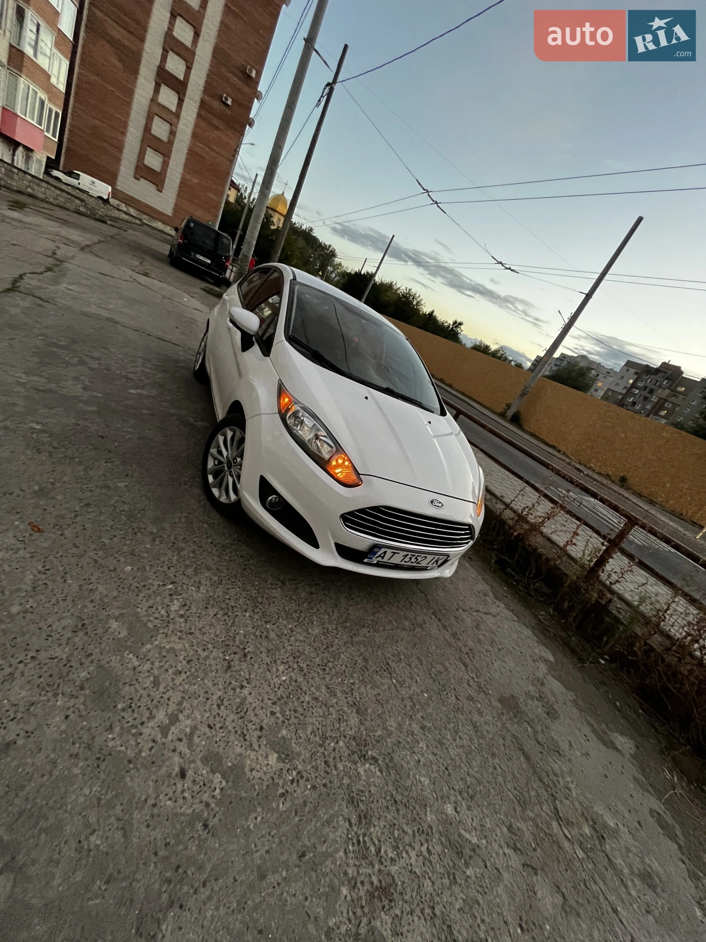 2013 Ford Fiesta - мініатюра 2
