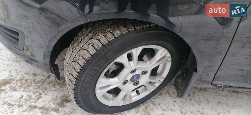 Хетчбек Ford Fiesta 2014 в Бершаді