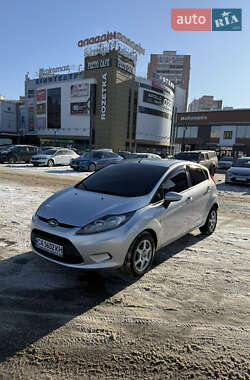 Хэтчбек Ford Fiesta 2011 в Киеве