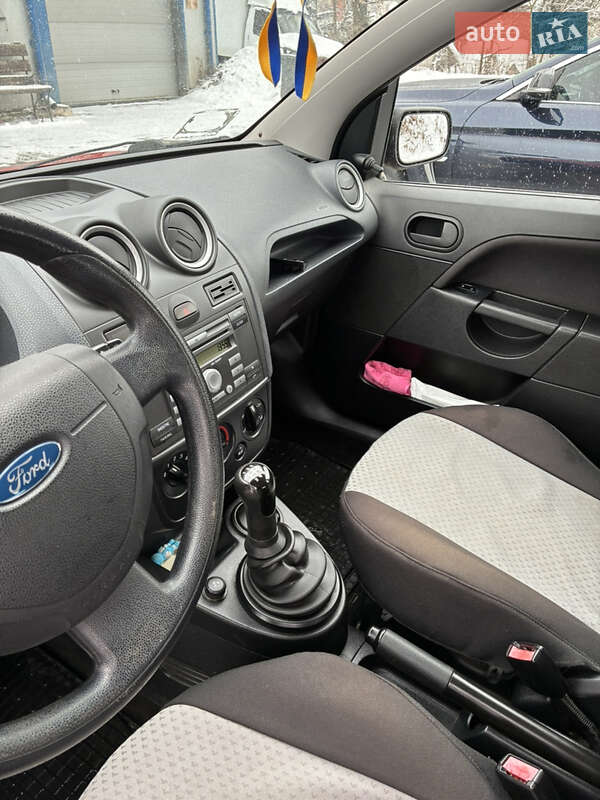 Хетчбек Ford Fiesta 2007 в Львові