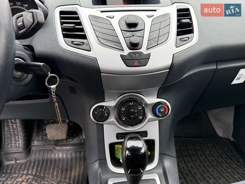 Хетчбек Ford Fiesta 2011 в Ужгороді фото 33 Хетчбек Ford Fiesta 2011 в Ужгороді