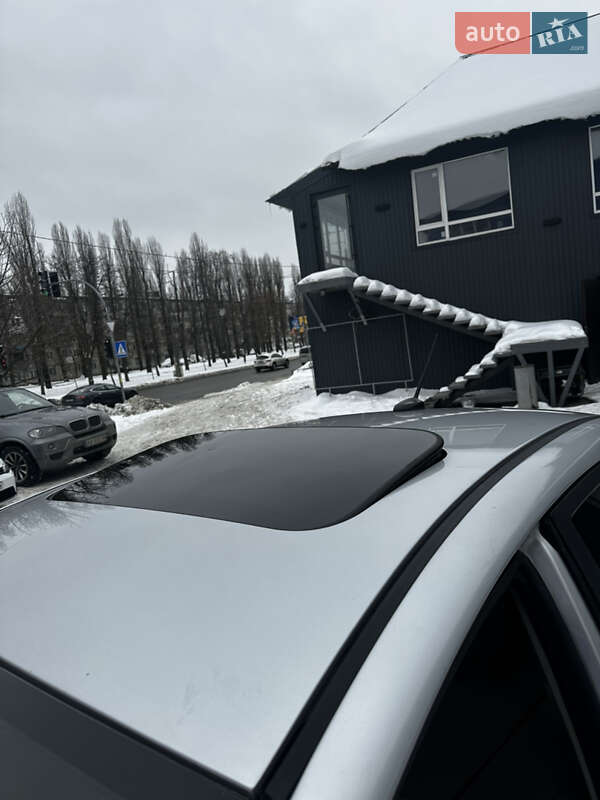 Седан Ford Fiesta 2017 в Киеве